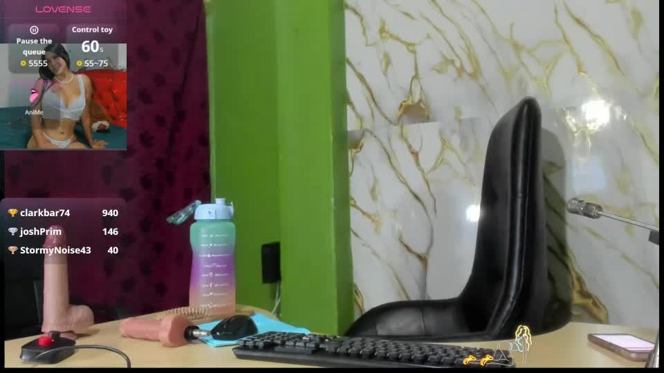 sharoncute17 Webcam Chat August 30, 2026