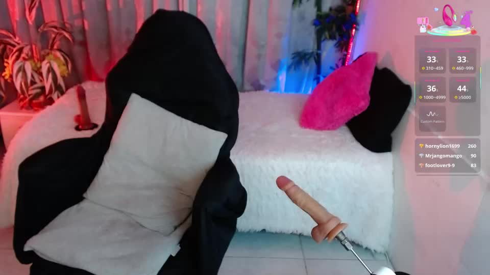 lonely_shewolf Webcam Chat August 30, 2026