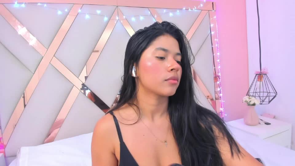 samantaa_shy Webcam Chat August 30, 2026
