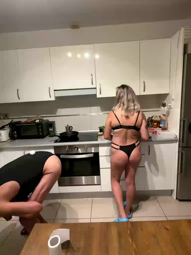 BigTwiXXX Webcam Chat August 31, 2026