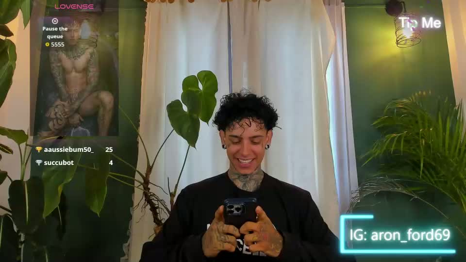 aron_ford Webcam Chat August 31, 2026