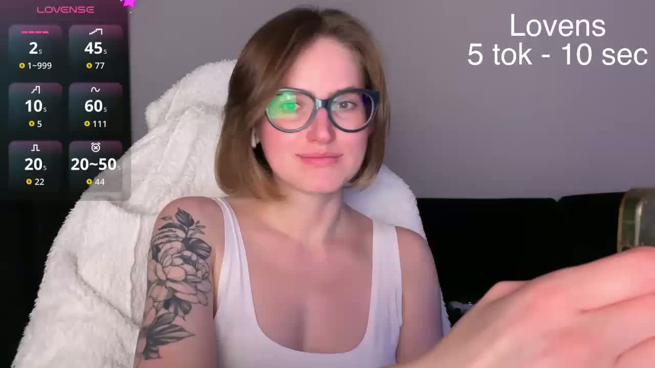 Sexy-Sweets Webcam Chat August 31, 2026