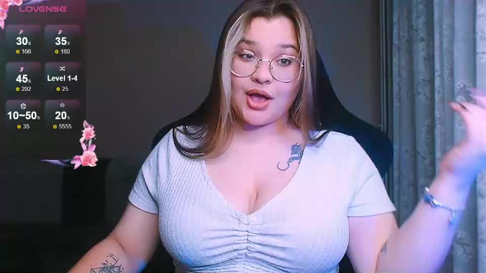 dreamforyoue2 Webcam Chat August 31, 2026