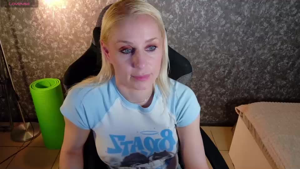 alexiawonder Webcam Chat August 31, 2026
