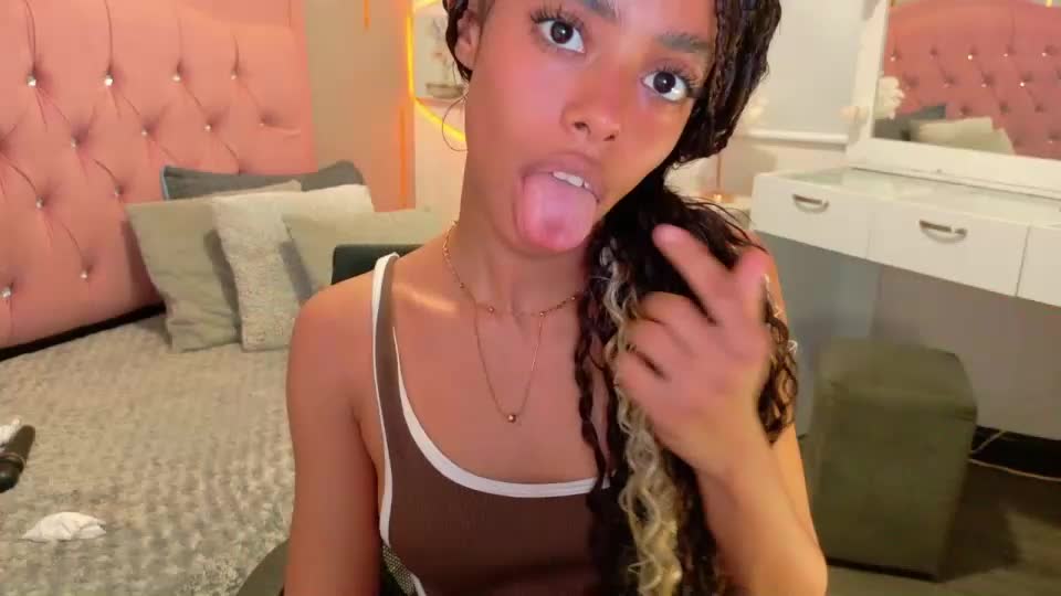 peneelopeecute Webcam Chat August 31, 2026