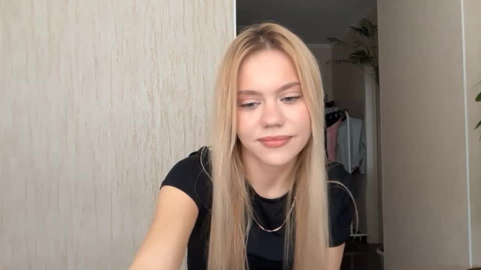 kristifelicien Webcam Chat August 31, 2026