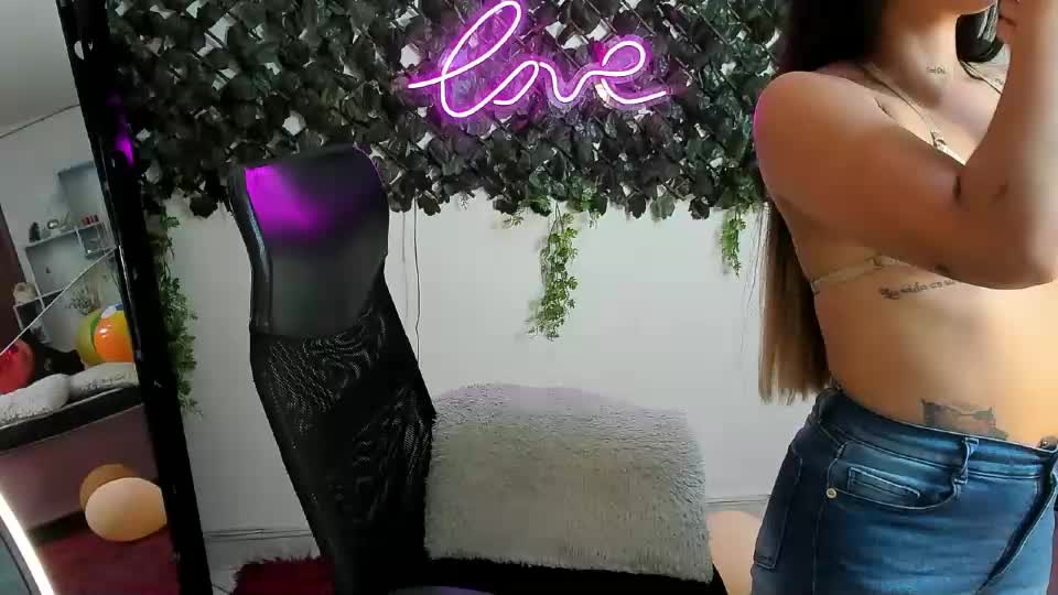 destinyhills_ Webcam Chat August 31, 2026