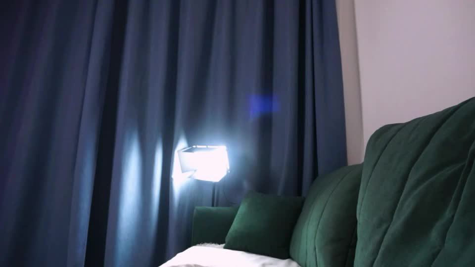 amilifox1 Webcam Chat September 1, 2026