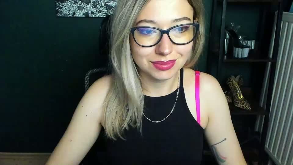 heidi_pleasure Webcam Chat September 1, 2026
