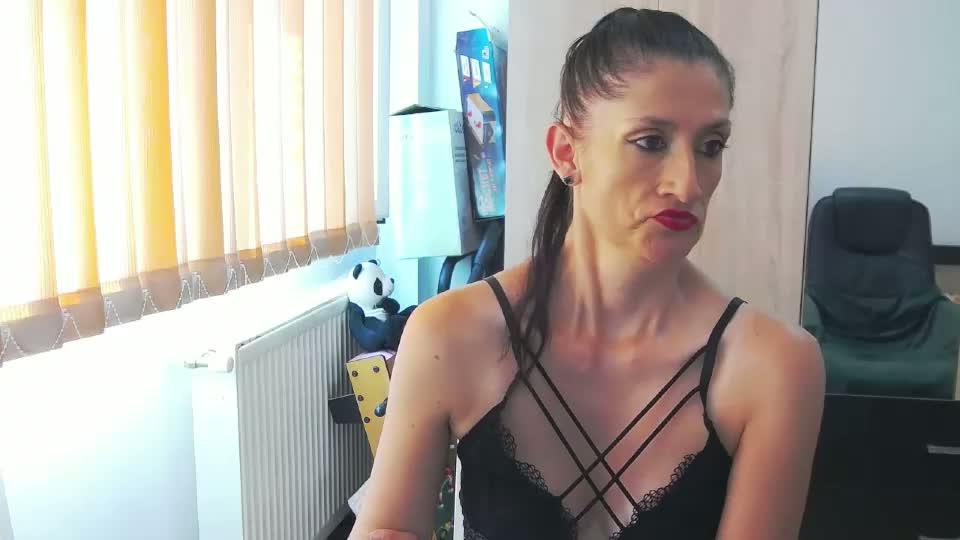 sexybeeaa Webcam Chat September 1, 2026