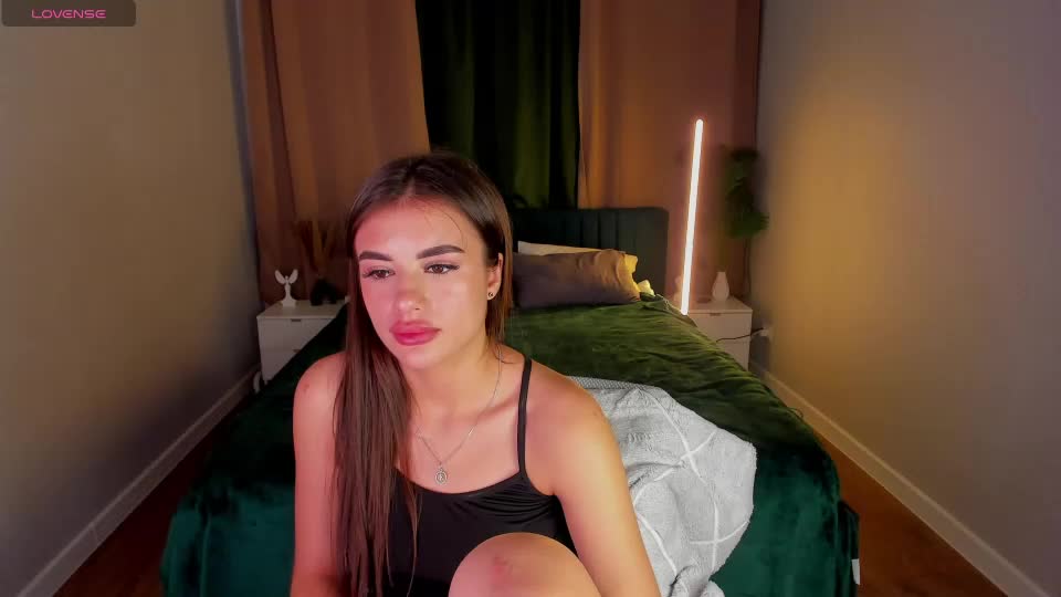 alisha_blakee Webcam Chat September 1, 2026