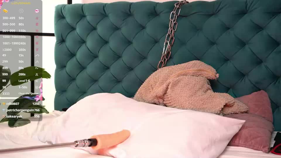 shiny_lily Webcam Chat September 1, 2026