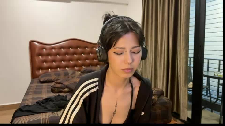 wavy_nights Webcam Chat September 1, 2026