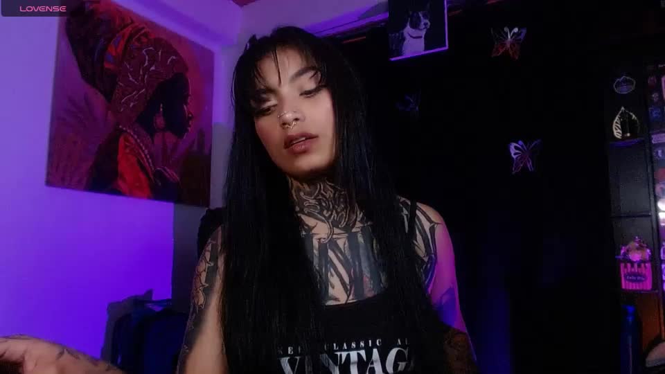 ema_ploxx Webcam Chat September 1, 2026