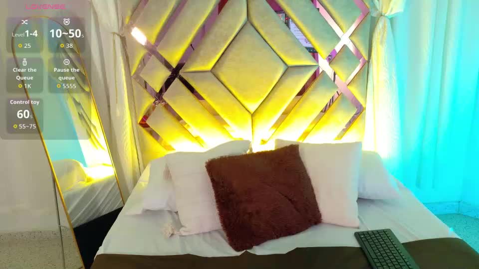 milamonroexx Webcam Chat September 1, 2026