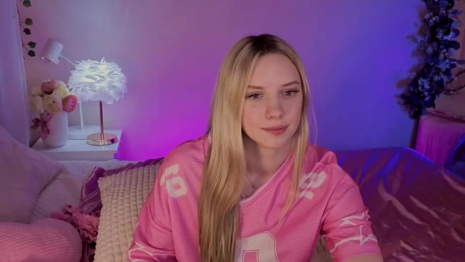 katt_yy Webcam Chat September 1, 2026