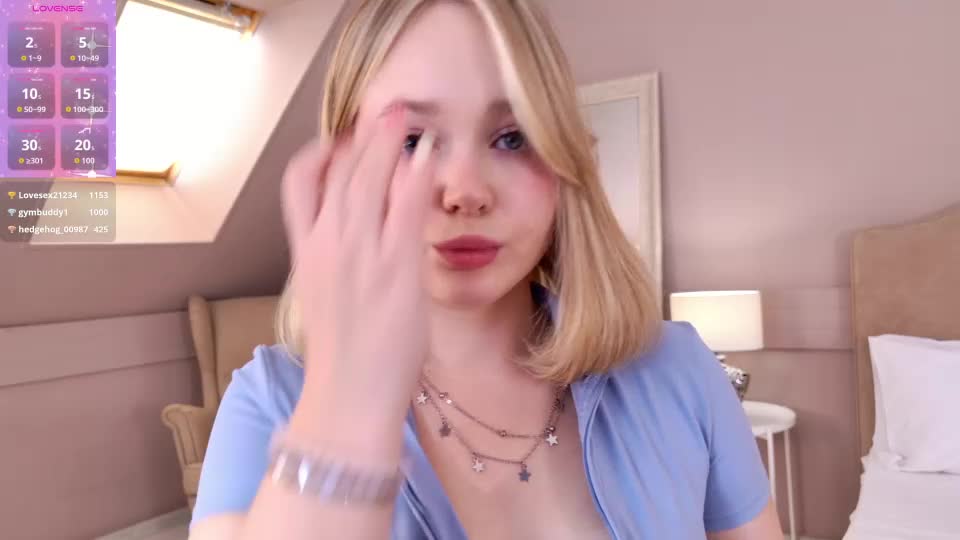 elaravance Webcam Chat September 1, 2026