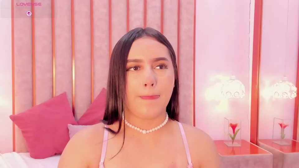 zoe_monrow Webcam Chat September 1, 2026