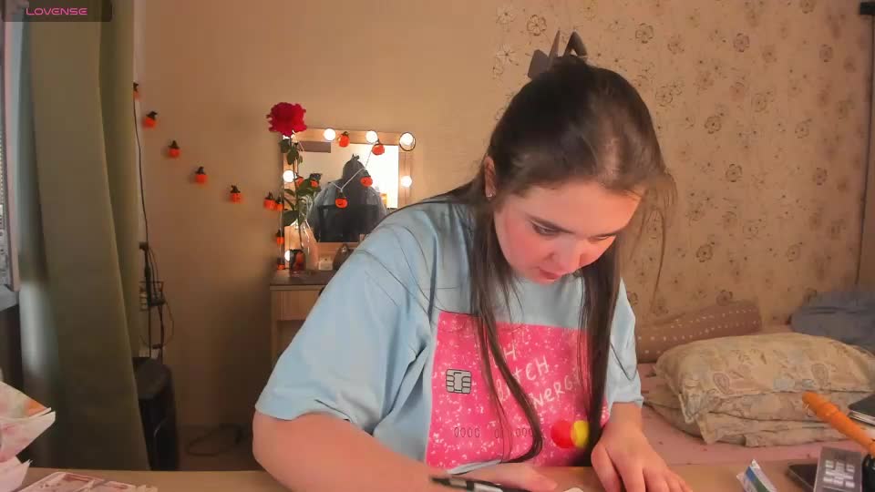 alice_next_door_ Webcam Chat September 1, 2026
