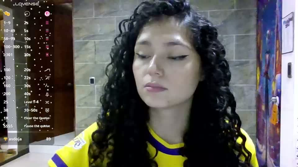 diamond_curls05 Webcam Chat September 2, 2026