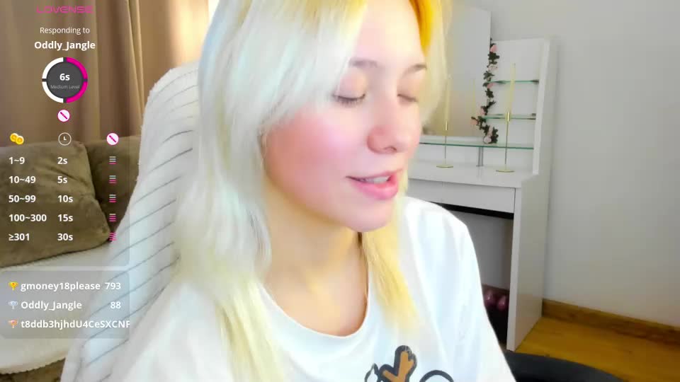 emilytrase Webcam Chat September 2, 2026