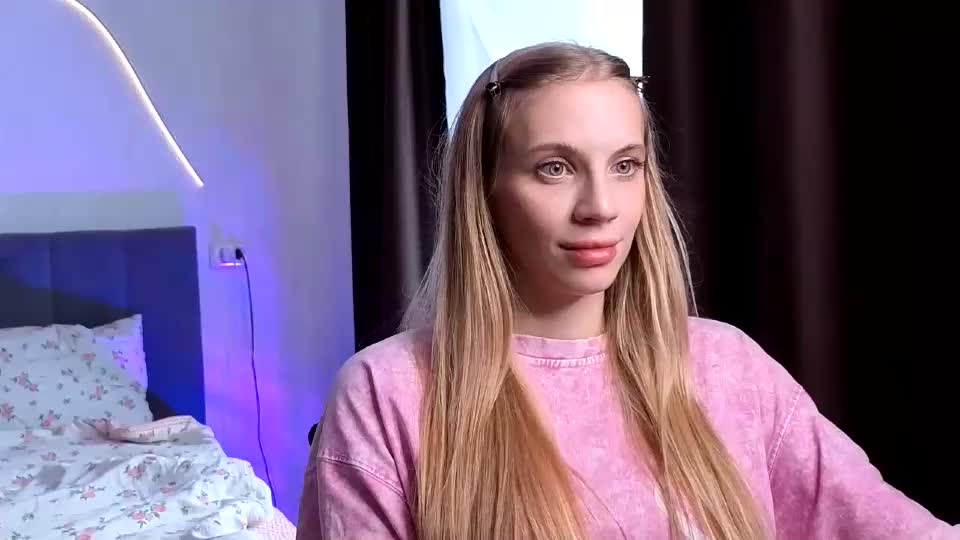 mia_silk Webcam Chat September 2, 2026