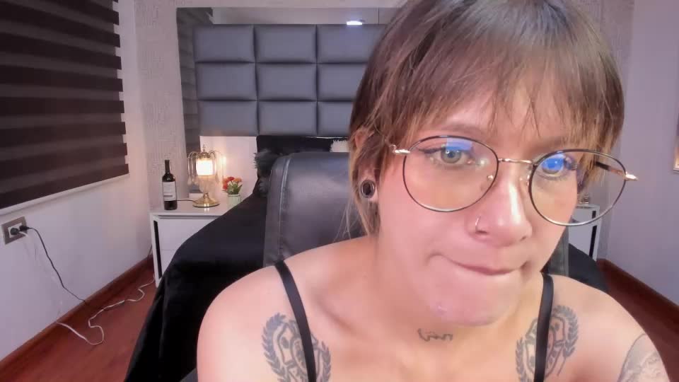 mrs_regina_clk Webcam Chat September 2, 2026