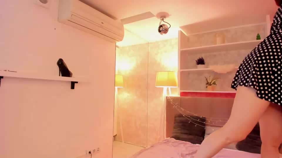 isabelkiss Webcam Chat September 2, 2026