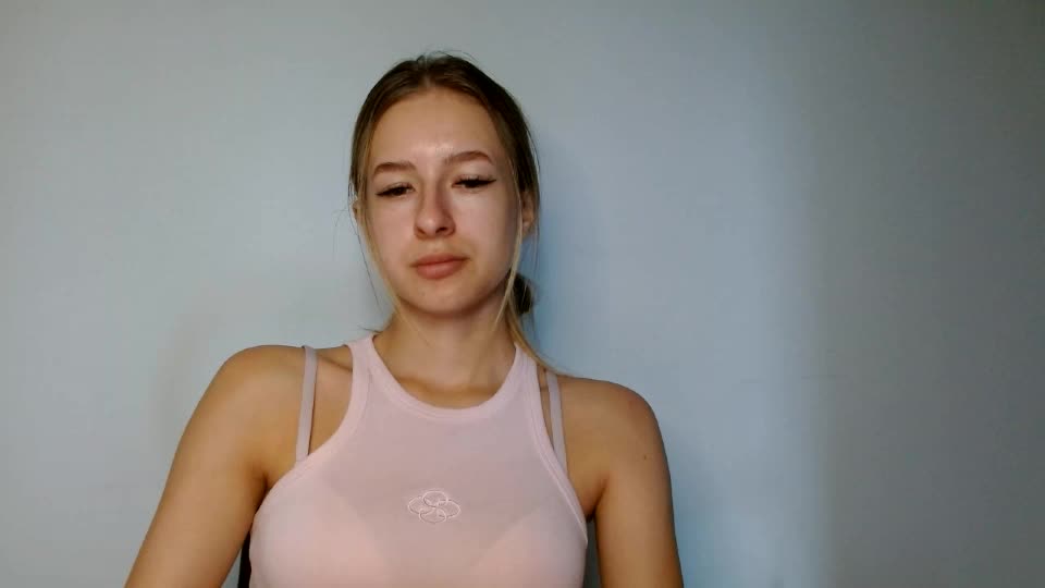 tiarasmile Webcam Chat September 2, 2026