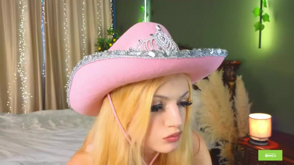 enji_wow Webcam Chat September 2, 2026