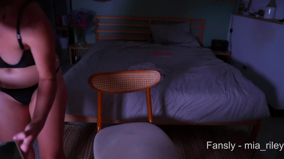 charming_angel_ Webcam Chat September 2, 2026