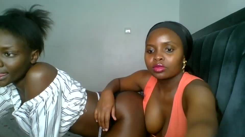 peach_ebonny Webcam Chat September 3, 2026
