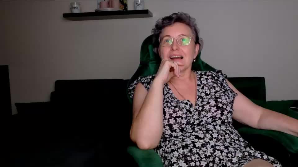joannaandneighbour Webcam Chat September 3, 2026