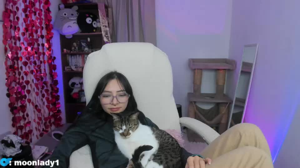 moonlady_ Webcam Chat September 3, 2026
