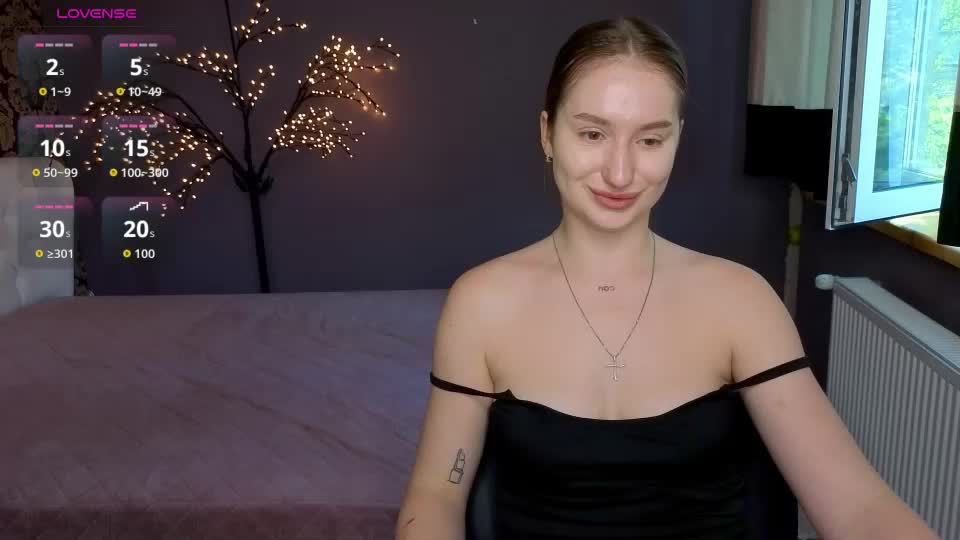 alicafoxis Webcam Chat September 3, 2026