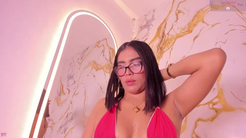 valentina_noa Webcam Chat September 3, 2026