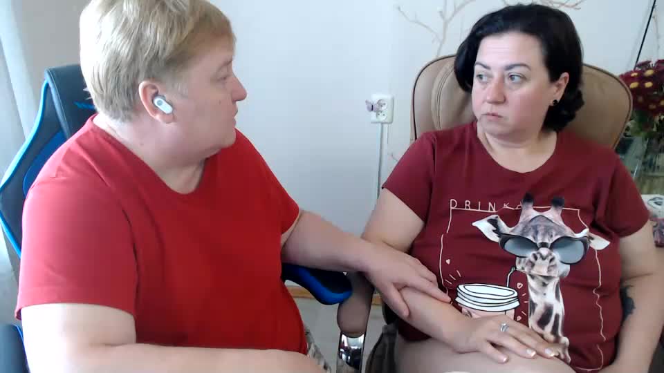 hotfiremommy Webcam Chat September 4, 2026