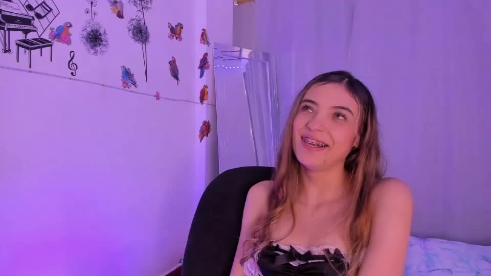 sophie_vega1 Webcam Chat September 4, 2026