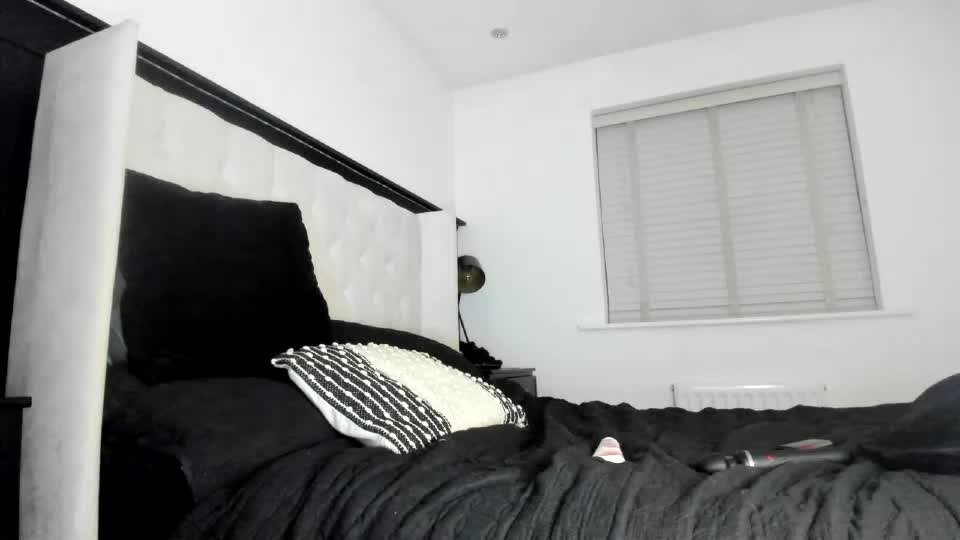 bellablackuk Webcam Chat September 4, 2026