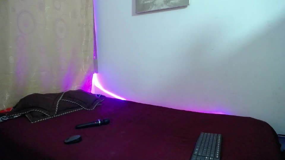 lily_17_ Webcam Chat September 4, 2026