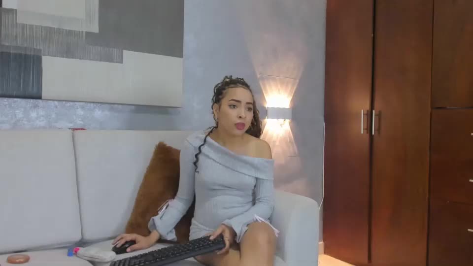 lucia_janne Webcam Chat September 4, 2026