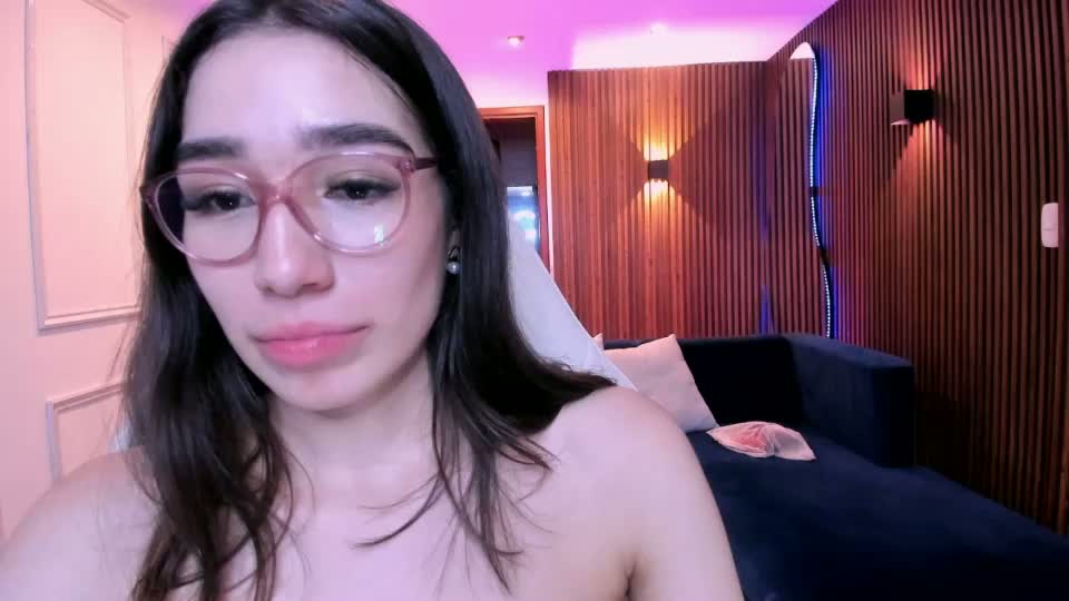 emma_caarter Webcam Chat September 4, 2026