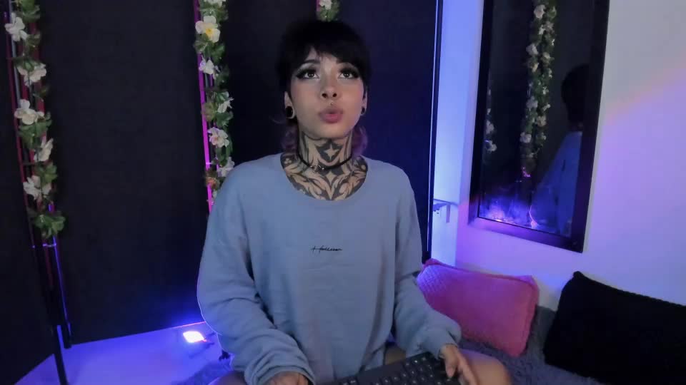 misstomie_ Webcam Chat September 4, 2026