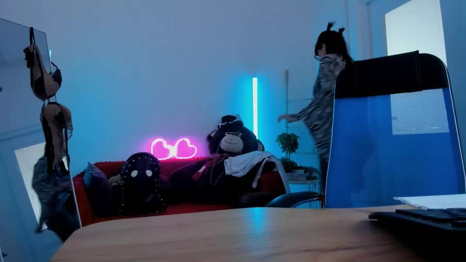 neogeisha28 Webcam Chat September 4, 2026