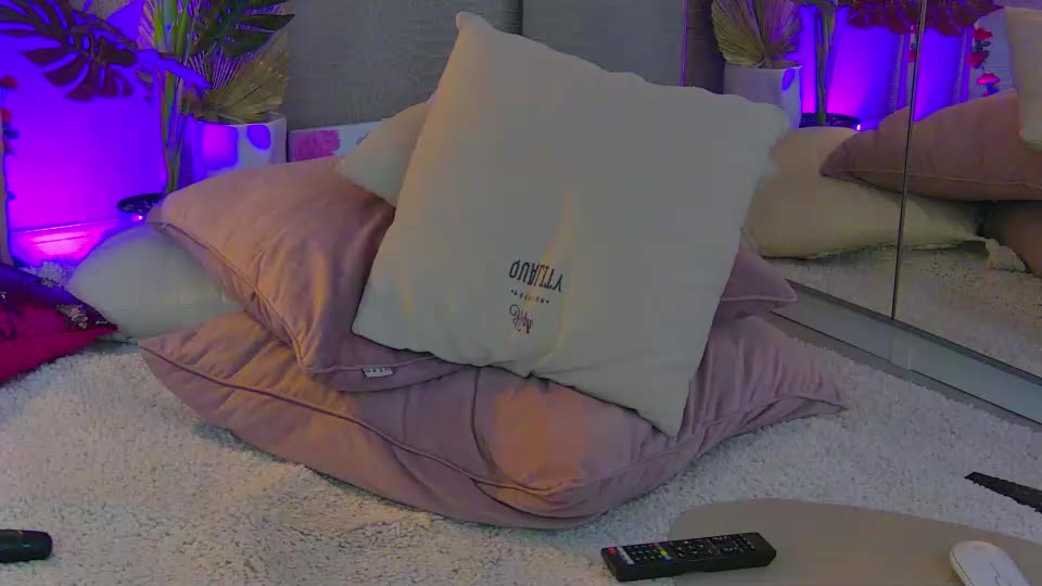 metishacaprice Webcam Chat September 4, 2026