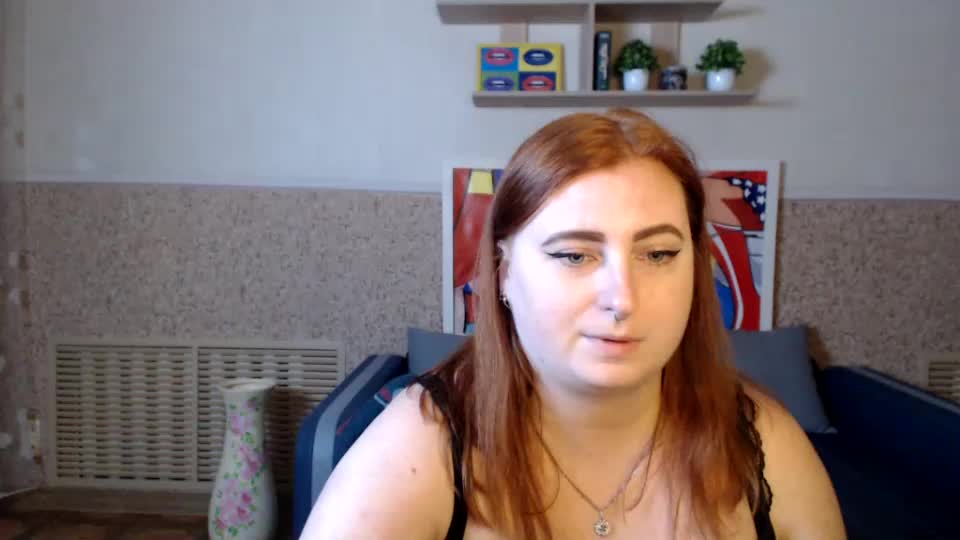 alicia_side_red Webcam Chat September 5, 2026