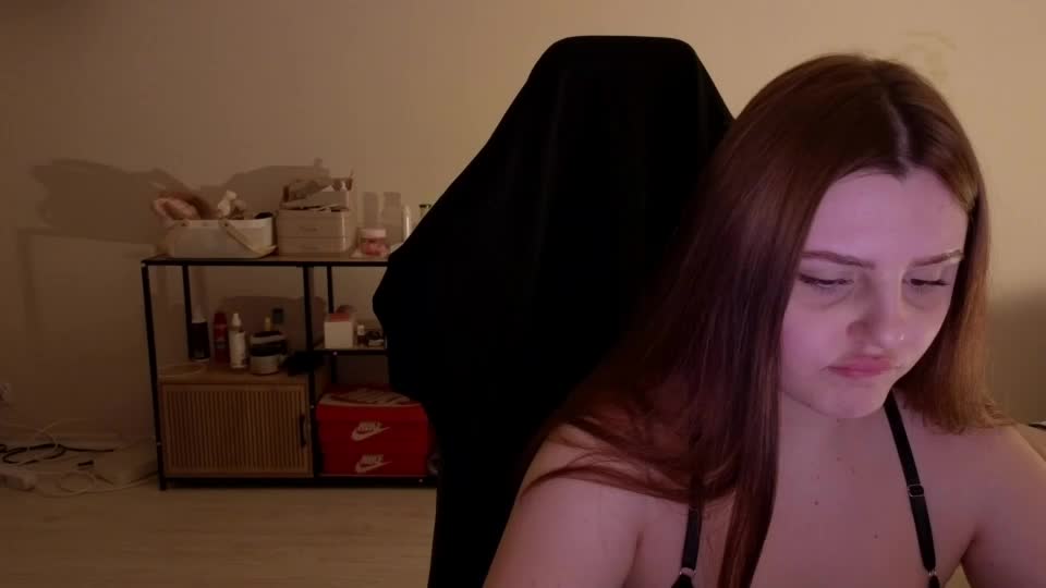 lia_lil Webcam Chat September 5, 2026