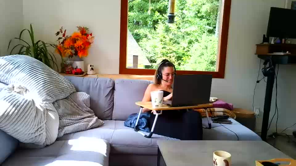 emyxxl Webcam Chat September 5, 2026