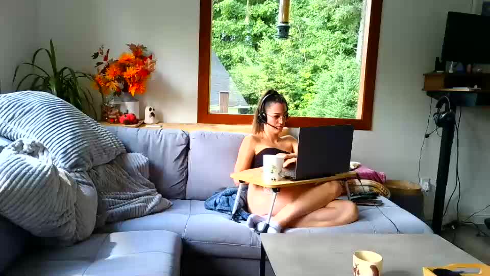 emyxxl Webcam Chat September 5, 2026