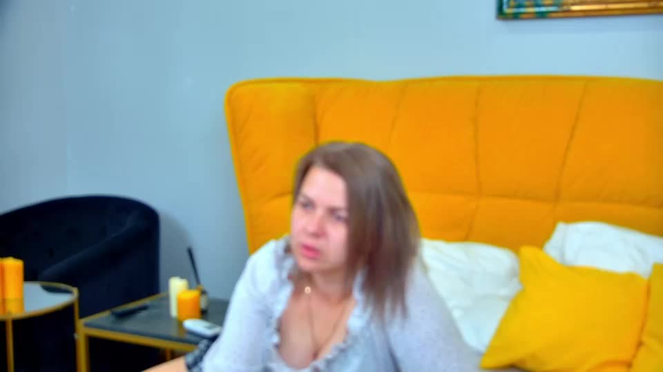 adeleravelle Webcam Chat September 5, 2026